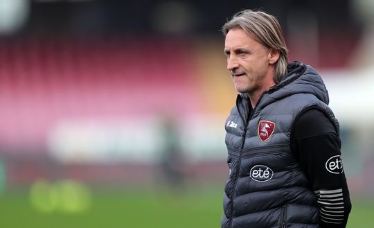 Davide Nicola (Photo by Francesco Pecoraro/Getty Images) Salernitana, i tifosi sentono la sfida: esposti due striscioni al centro allenamento- immagine 2