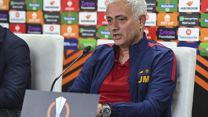 Roma-Ludogorets, domani alle 14 la conferenza stampa di Mourinho ed El Shaarawy - immagine 1