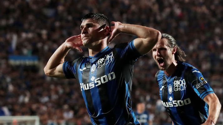 BERGAMO, ITALY - AUGUST 21: during the Serie A match between Atalanta BC and AC Milan at Gewiss Stadium on August 21, 2022 in Bergamo, . (Photo by Emilio Andreoli/Getty Images) Atalanta, Gazzetta: “Malinovskyi, da partente a eroe: cosa succede ora sul mercato” - immagine 1