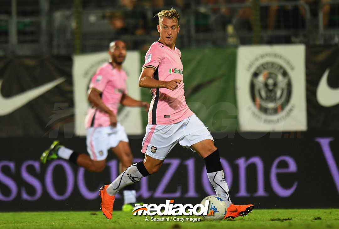  VENICE, ITALY - JUNE 6:  Antonino La Gumina of US Citta di Palermo in action during the serie B playoff match between Venezia FC and US Citta di Palermo at Stadio Pier Luigi Penzo on June 6, 2018 in Venice, Italy.  (Photo by Alessandro Sabattini/Getty Images)  