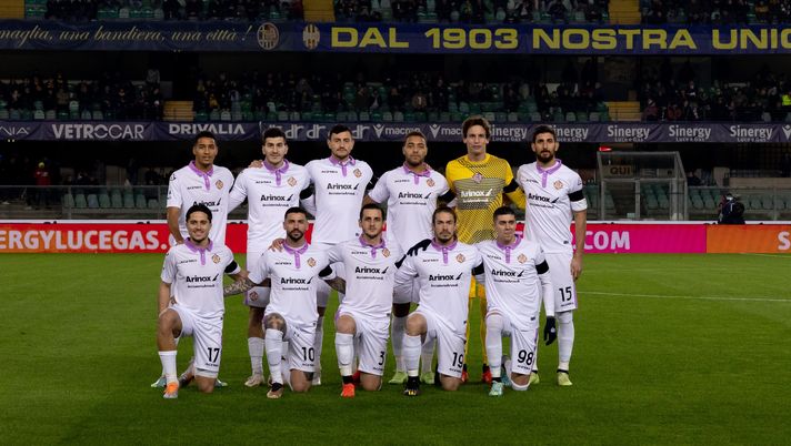 VERONA, ITALY - JANUARY 09: US Cremonese lineup during the Serie A match between Hellas Verona and US Cremonese at Stadio Marcantonio Bentegodi on January 09, 2023 in Verona, Italy. (Photo by Emmanuele Ciancaglini/Getty Images) Empoli