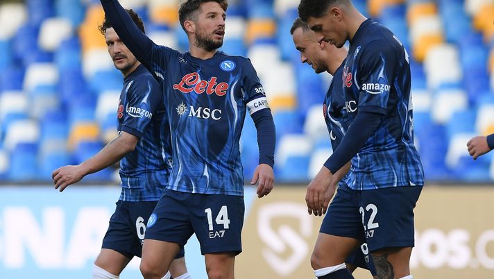 (Getty Images) rinnovo mertens