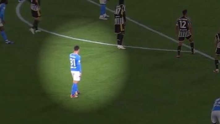 VIDEO La strategia vincente di Raspadori sul calcio di rigore di Osimhen - immagine 1