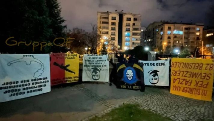 Turchia, vendetta degli ultras del Trabzonspor: striscioni rubati ai rivali - immagine 1