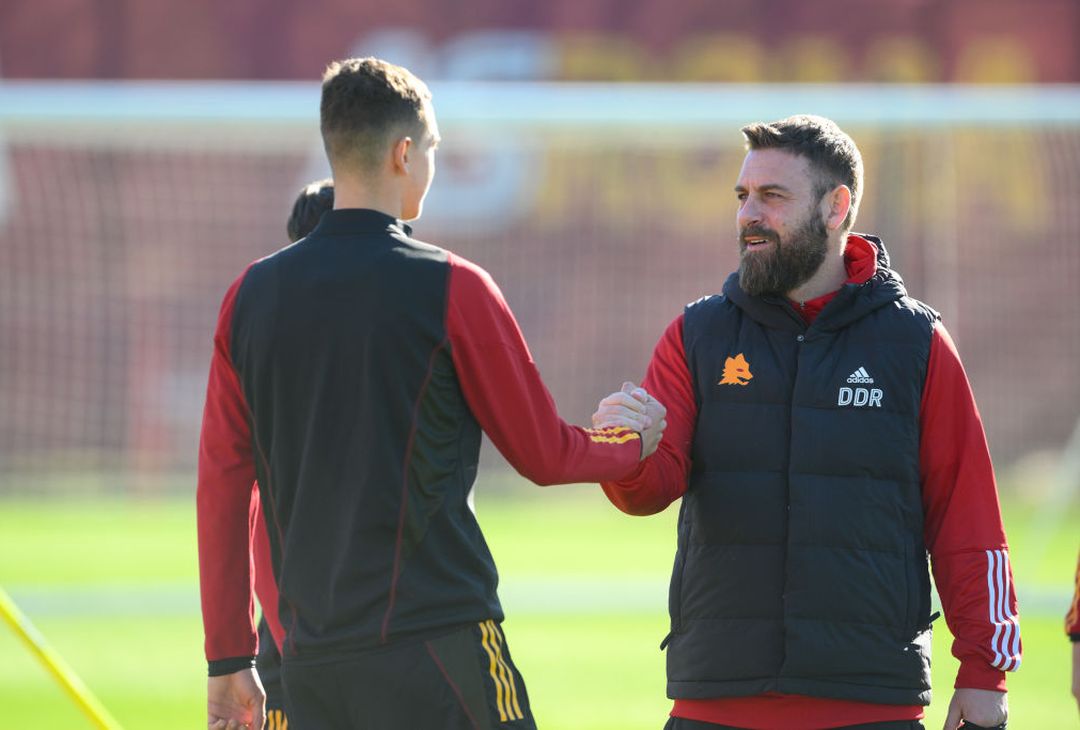 Roma, la ripresa degli allenamenti dopo la vittoria col Verona – FOTO GALLERY - immagine 13