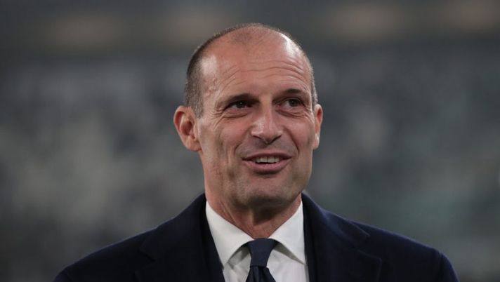 TURIN, ITALY - OCTOBER 21: Juventus coach Massimiliano Allegri looks on during the Serie A match between Juventus and Empoli FC at Allianz Stadium on October 21, 2022 in Turin, Italy. (Photo by Emilio Andreoli/Getty Images) Gazzetta: “Così cambia il «ruolo» di Allegri nella Juve: il retroscena su Agnelli, gli ha detto…” - immagine 1
