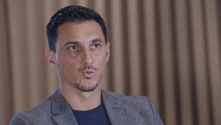 Inter, Burdisso: &#8220;Mourinho? Ve lo racconto. Moratti? Dopo Calciopoli ci disse&#8230;&#8221; 