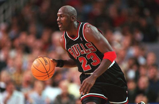 Michael Jordan si fa un regalo da 3 mln: una Venom da 500 km/h- immagine 3