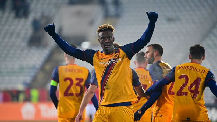 Roma, che colpo in Bulgaria: 3-2 al Cska Sofia e primo posto nel girone – FOTO - immagine 1