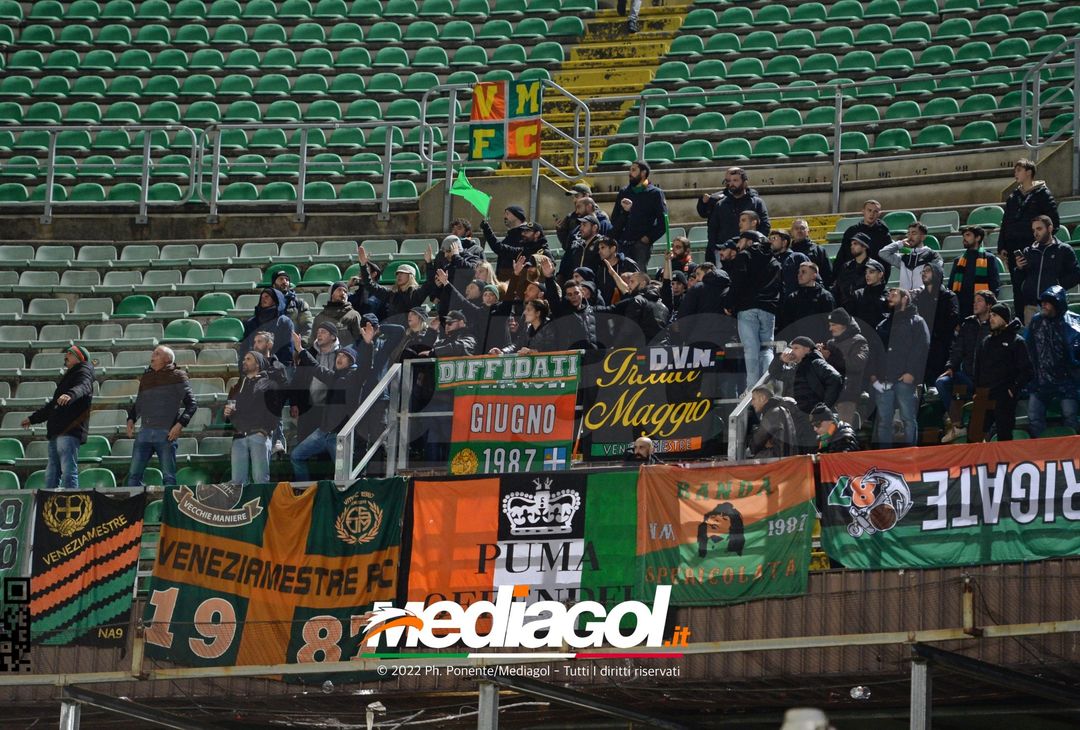 FOTO Palermo-Venezia 0-1, 14ª giornata di Serie B 2022-2023 (Gallery) - immagine 34