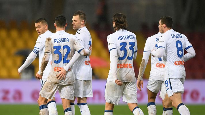 BENEVENTO, ITALY - JANUARY 09: Josip Ilicic of Atalanta B.C. celebrates with Matteo Pessina after scoring their team's first goal during the Serie A match between Benevento Calcio and Atalanta BC at Stadio Ciro Vigorito on January 09, 2021 in Benevento, Italy. Sporting stadiums around Italy remain under strict restrictions due to the Coronavirus Pandemic as Government social distancing laws prohibit fans inside venues resulting in games being played behind closed doors. (Photo by Francesco Pecoraro/Getty Images) BENEVENTO, ITALY - JANUARY 09: Josip Ilicic of Atalanta B.C. celebrates with Matteo Pessina after scoring their team's first goal during the Serie A match between Benevento Calcio and Atalanta BC at Stadio Ciro Vigorito on January 09, 2021 in Benevento, Italy. Sporting stadiums around Italy remain under strict restrictions due to the Coronavirus Pandemic as Government social distancing laws prohibit fans inside venues resulting in games being played behind closed doors. (Photo by Francesco Pecoraro/Getty Images)