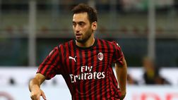 Verso Milan-Napoli, Calhanoglu e Bennacer squalificati per un turno