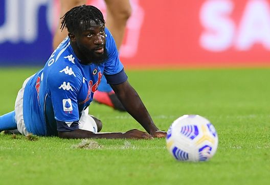 Bakayoko con la maglia del Napoli Bakayoko con la maglia del Napoli