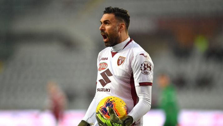 TURIN, ITALY - DECEMBER 08: Salvatore Sirigu of Torino FC reacts during the Serie A match between Torino FC and ACF Fiorentina at Stadio Olimpico di Torino on December 8, 2019 in Turin, Italy. (Photo by Valerio Pennicino/Getty Images) Torino, la Gazzetta: “Bilico Ansaldi, Lyanco in panca. Il mal di schiena di Sirigu…” - immagine 1