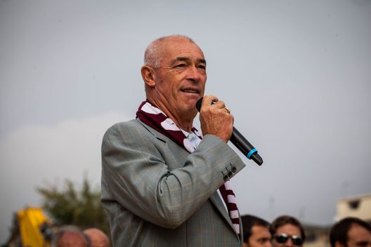 Paolo Pulici al Filadelfia con la sciarpa del Torino Calcio Paolo Pulici al Filadelfia con la sciarpa del Torino Calcio