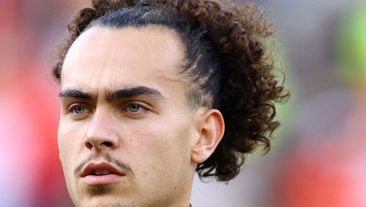 CARDIFF, WALES - JUNE 11: Arthur Theate of Belgium during the UEFA Nations League League A Group 4 match between Wales and Belgium at Cardiff City Stadium on June 11, 2022 in Cardiff, Wales. (Photo by Michael Steele/Getty Images) Bologna, arriva un’offerta ufficiale da 18 milioni per Theate. Attesa una risposta - immagine 1