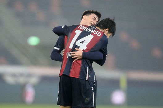 BOLOGNA, ITALY - DECEMBER 23: Takehiro Tomiyasu of Bologna FC reacts at the end of the Serie A match between Bologna FC and Atalanta BC  at Stadio Renato Dall'Ara on December 23, 2020 in Bologna, Italy. (Photo by Mario Carlini / Iguana Press/Getty Images) 