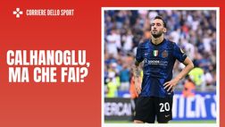 Inter, Calhanoglu fa arrabbiare i dirigenti: tuffo pericoloso dallo yacht