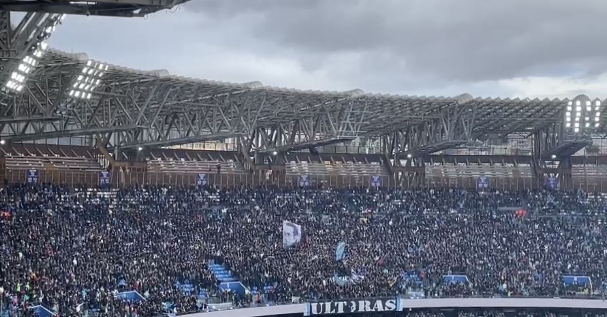 VIDEO La Curva B Torna A Tifare: “La Nostra Unica Fede Si Chiama Napoli ...