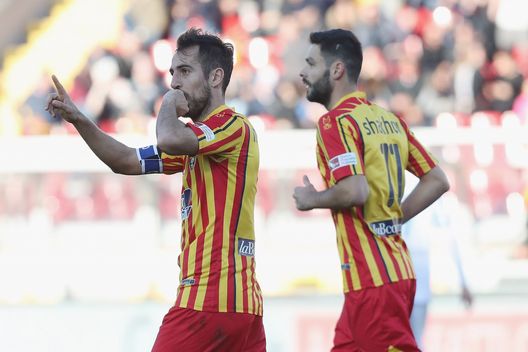 Marco Mancosu of Lecce c (Photo by Maurizio Lagana/Getty Images) L’ex Corvino rilancia: “Sogno la Serie A con il Lecce, mai porsi limiti”- immagine 2