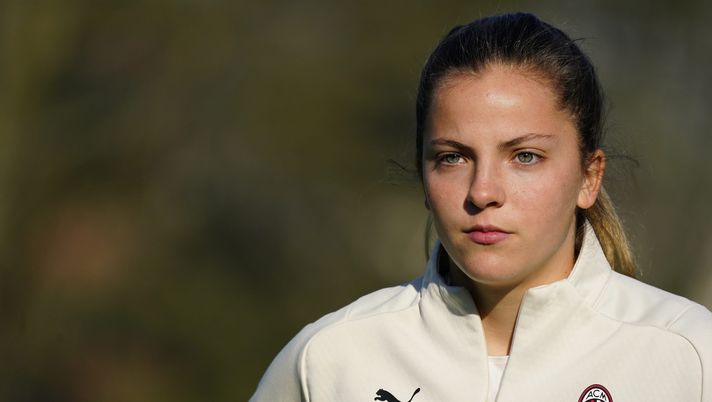 MILAN, ITALY - JANUARY 12: Noa Selimhodzic looks during an AC Milan Women training session at Centro Sportivo Vismara on January 12, 2022 in Milan, Italy. (Photo by Pier Marco Tacca/AC Milan via Getty Images)