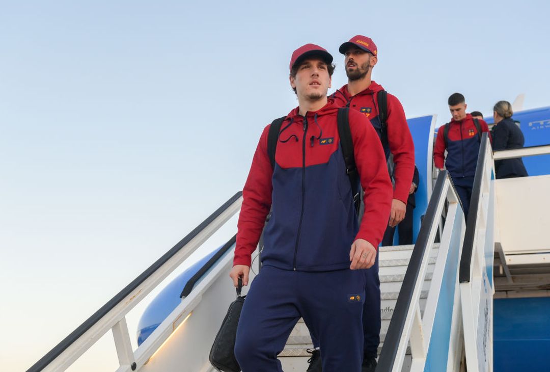 Roma, l’arrivo dei giallorossi in Portogallo – FOTO GALLERY - immagine 7