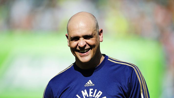 SAO PAULO, BRAZIL - OCTOBER 26: Marcos, goalkeeper of Palmeiras during the match between Palmeiras and Sao Caetano-SP for the Brazilian Series B 2013 at Pacaembu stadium on October 26, 2013 in Sao Paulo, Brazil. (Photo by Helio Suenaga/Getty Images) 
