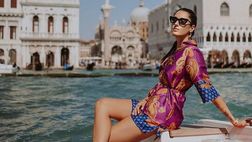 Valentina Vignali illumina Venezia: gambe in bella mostra nell’ultimo shooting