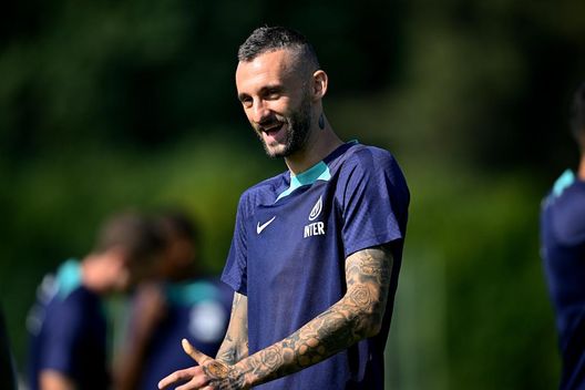Getty Sky – Brozovic in gruppo per tutta la seduta: è pienamente recuperato per Juve-Inter- immagine 2