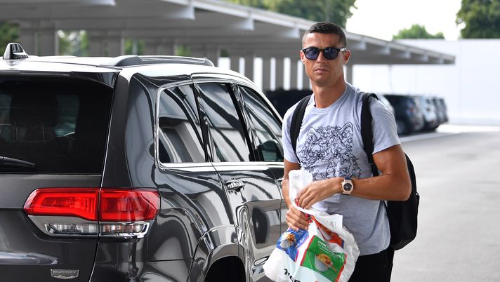 Juve, ecco la reggia di Cristiano Ronaldo: è in centro a Torino. Avrà una vicina speciale  Juve, ecco la reggia di Cristiano Ronaldo: è in centro a Torino. Avrà una vicina speciale