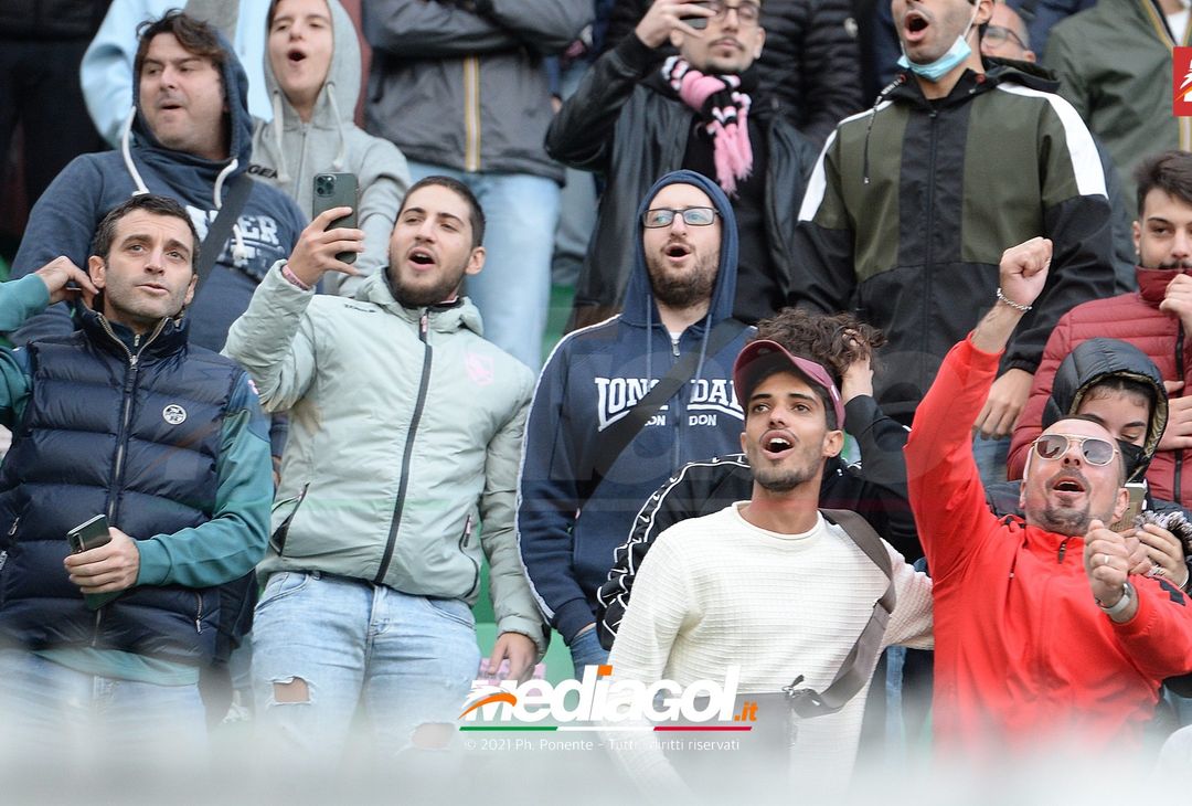 FOTO, i tifosi allo stadio per Palermo – Potenza 2-0 (Gallery) - immagine 62