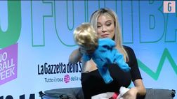 VIDEO / Diletta, da ridere: prova a cambiare un pannolino