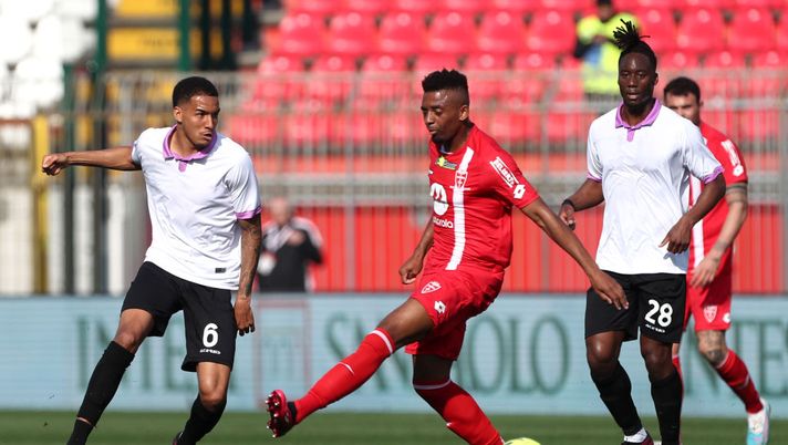 Serie A, Monza-Cremonese 1-1: Carlos Augusto risponde a Ciofani - immagine 1