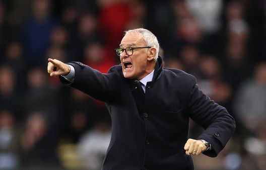 WATFORD, ENGLAND - NOVEMBER 20: Manager of Watford Claudio Ranieri reacts during the Premier League match between Watford and Manchester United at Vicarage Road on November 20, 2021 in Watford, England. (Photo by Alex Pantling/Getty Images) Cagliari