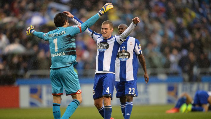 LA CORUNA, SPAIN - MARCH 12: German Lux (L) and Alex Bergantinos of RC Deportivo La Coruna celebrates the victory against FC Barcelona during the La Liga match between RC Deportivo La Coruna and FC Barcelona at Riazor Stadium on March 12, 2017 in La Coruna, Spain. (Photo by Octavio Passos/Getty Images) LA CORUNA, SPAIN - MARCH 12: German Lux (L) and Alex Bergantinos of RC Deportivo La Coruna celebrates the victory against FC Barcelona during the La Liga match between RC Deportivo La Coruna and FC Barcelona at Riazor Stadium on March 12, 2017 in La Coruna, Spain. (Photo by Octavio Passos/Getty Images)