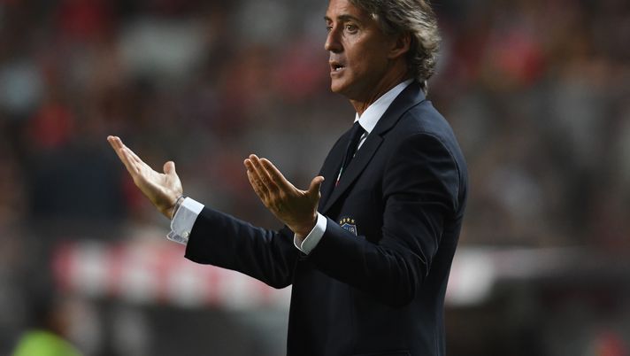 LISBON, PORTUGAL - SEPTEMBER 10: Head coach of Italy Roberto Mancini reacts during the UEFA Nations League A group three match between Portugal and Italy at on September 10, 2018 in Lisbon, Portugal. (Photo by Claudio Villa/Getty Images) 