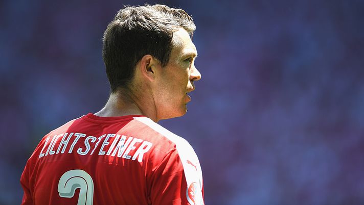 Arsenal, Lichtsteiner ai saluti: “È stata un’esperienza senza un lieto fine, peccato…” 