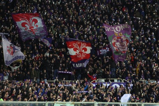 GERMOGLI PH: 4 MARZO 2023 FIRENZE STADIO ARTEMIO FRANCHI FIORENTINA VS MILAN FOTO TIFOSI Franchi, notte europea: cifre basse, ma si attende un rilancio- immagine 2