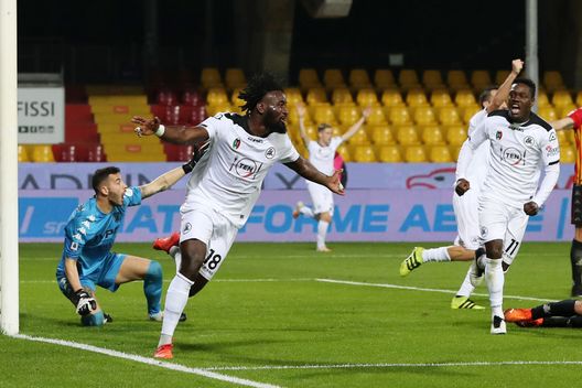  Photo by Francesco Pecoraro/Getty Images 