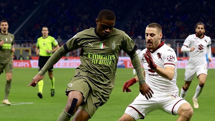 Fantacalcio Milan, si ferma Kalulu: salta il Napoli e non solo. Le condizioni del difensore - immagine 1