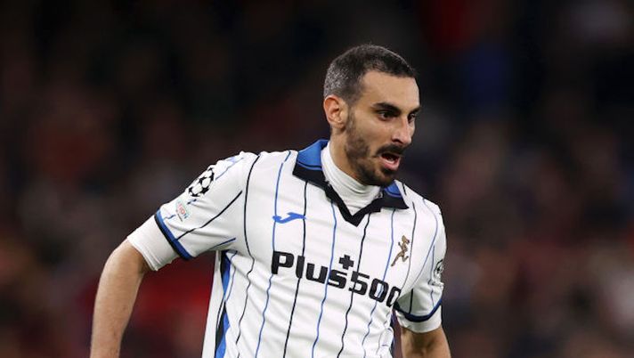 MANCHESTER, ENGLAND - OCTOBER 20: Davide Zappacosta of Atalanta BC in action during the UEFA Champions League group F match between Manchester United and Atalanta at Old Trafford on October 20, 2021 in Manchester, England. (Photo by Naomi Baker/Getty Images) Atalanta, sarà lungo stop per Zappacosta: le sensazioni sui tempi di recupero - immagine 1