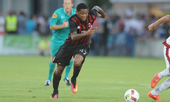  Luiz Adriano, attaccante del Milan (credits: acmilan.com) 