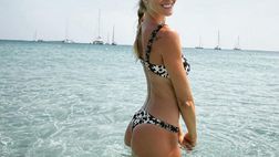 Elena Santarelli, mare e relax in Sardegna: “Acqua cristallina”