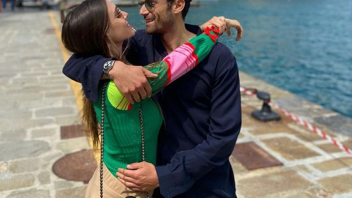 Antonio Candreva si gode la famiglia: relax sulle spiagge di Ibiza col figlio Antonio Candreva si gode la famiglia: relax sulle spiagge di Ibiza col figlio