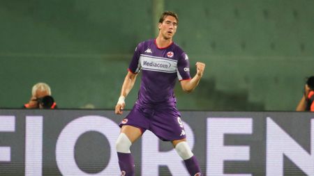 GERMOGLI PH: 13 AGOSTO 2021 FIRENZE STADIO ARTEMIO FRANCHI COPPA ITALIA FIORENTINA VS COSENZA NELLA FOTO GOL ED ESULTANZA VALHOVIC GERMOGLI PH: 13 AGOSTO 2021 FIRENZE STADIO ARTEMIO FRANCHI COPPA ITALIA FIORENTINA VS COSENZA NELLA FOTO GOL ED ESULTANZA VALHOVIC