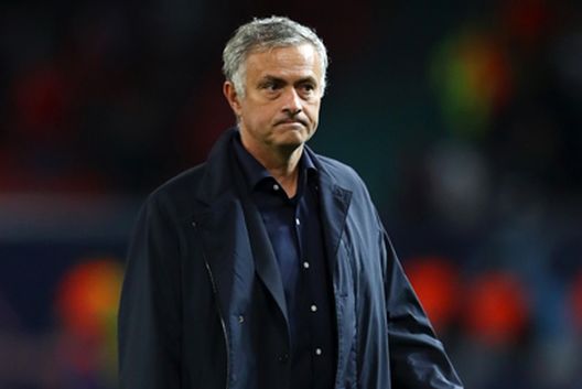 Mourinho (Getty Images) Mourinho (Getty Images)