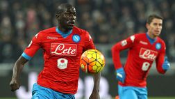 FOTO – UN PARTITO TENTA DI “SCIPPARE” IL LOGO DEL NAPOLI. LA SOCIETÀ SI INFURIA E…