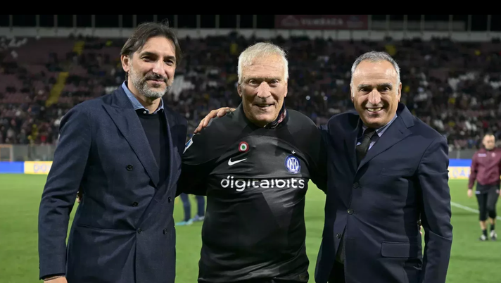 Reggina-Inter, premiato l’ex portiere nerazzurro Lido Vieri - immagine 1