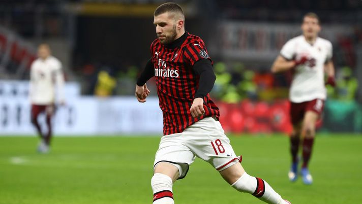 MILAN, ITALY - JANUARY 28:  Ante Rebic of AC Milan in action during the Coppa Italia Quarter Final match between AC Milan and Torino at San Siro on January 28, 2020 in Milan, Italy.  (Photo by Marco Luzzani/Getty Images) 