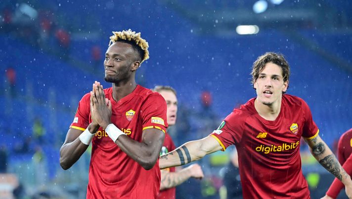 Zaniolo fa la punta e ritrova il gol. Abraham doppietta e la Roma va avanti - immagine 1